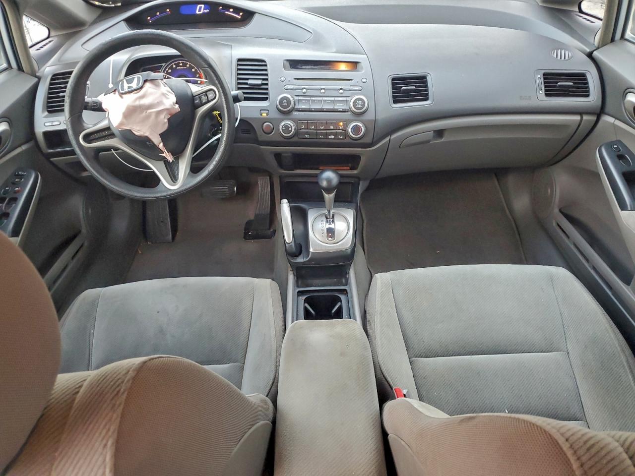 2010 HONDA CIVIC LX photo 8