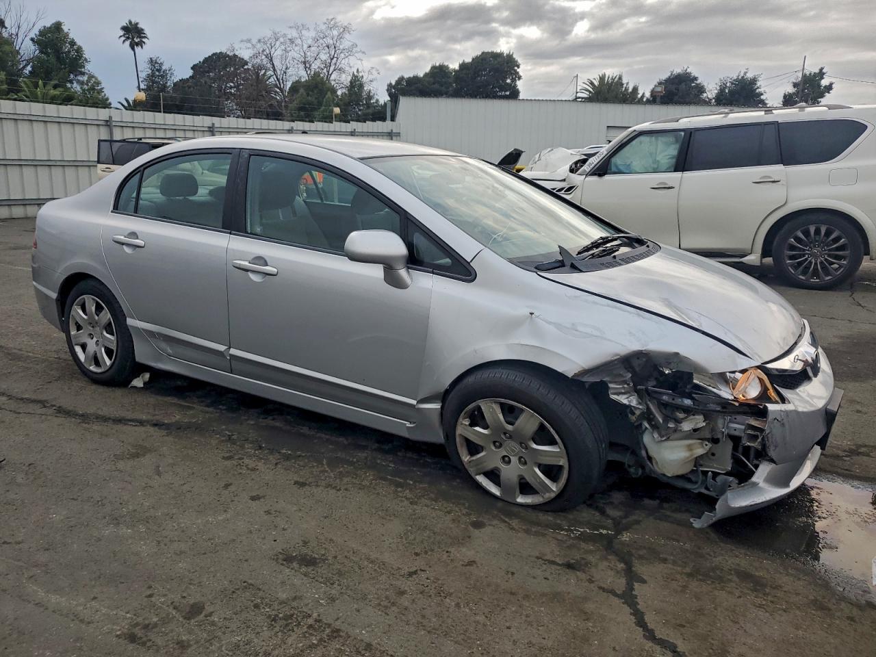 2010 HONDA CIVIC LX photo 4