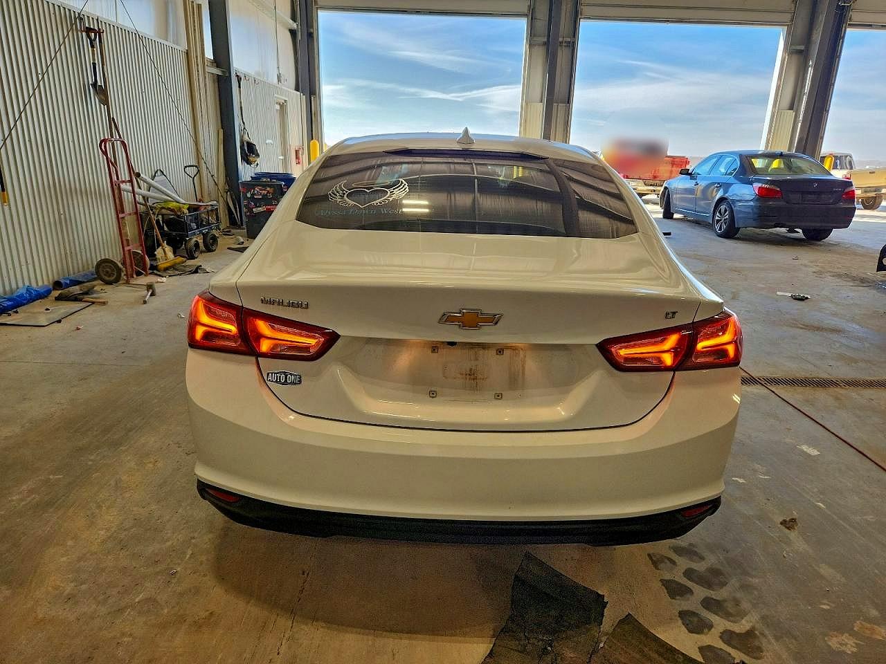 2021 CHEVROLET MALIBU LT photo 6