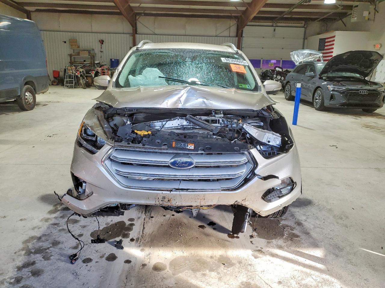 2018 FORD ESCAPE TITANIUM photo 5