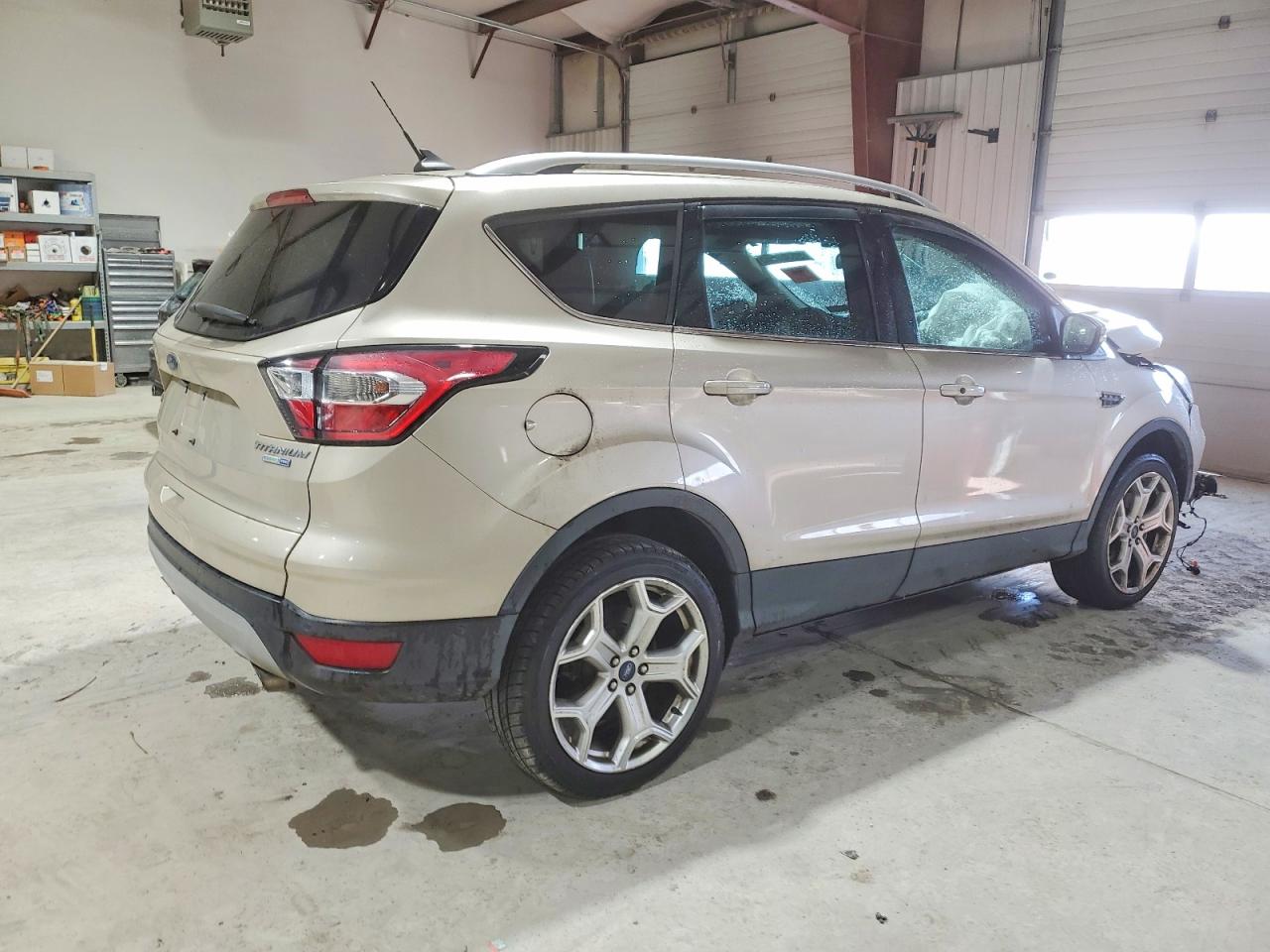 2018 FORD ESCAPE TITANIUM photo 3