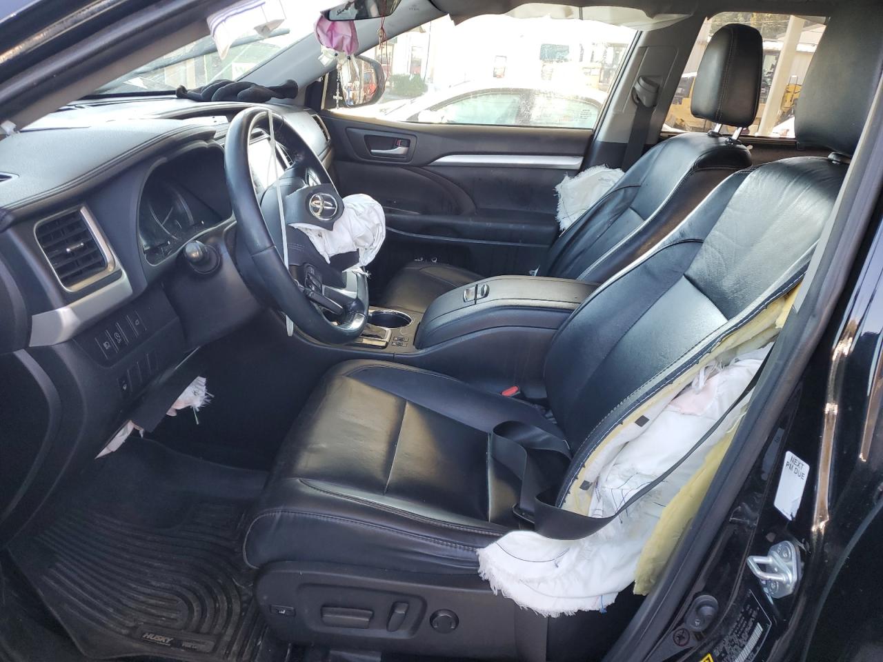2019 TOYOTA HIGHLANDER SE photo 7