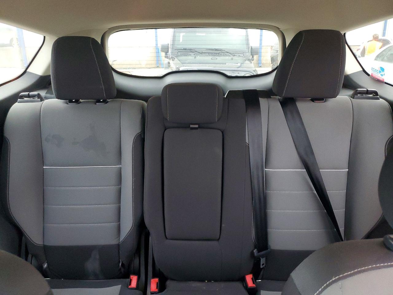 2015 FORD ESCAPE SE photo 10