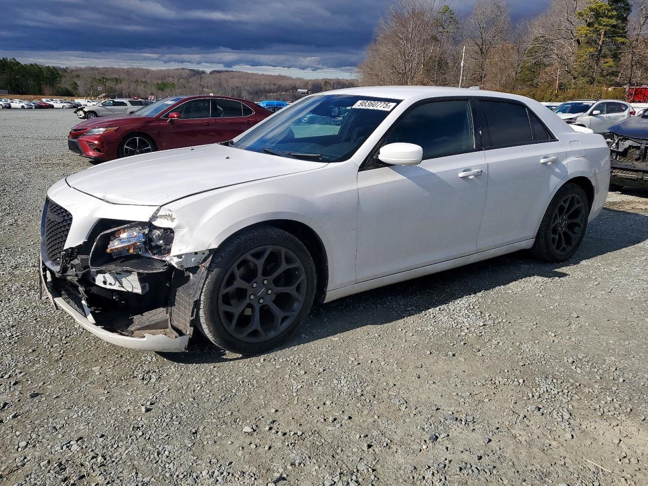 2019 CHRYSLER 300