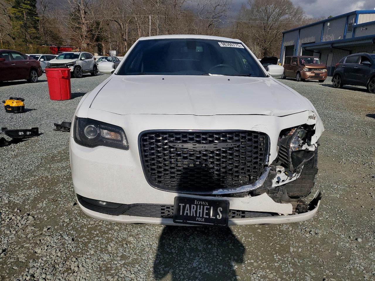 2019 CHRYSLER 300 S photo 5