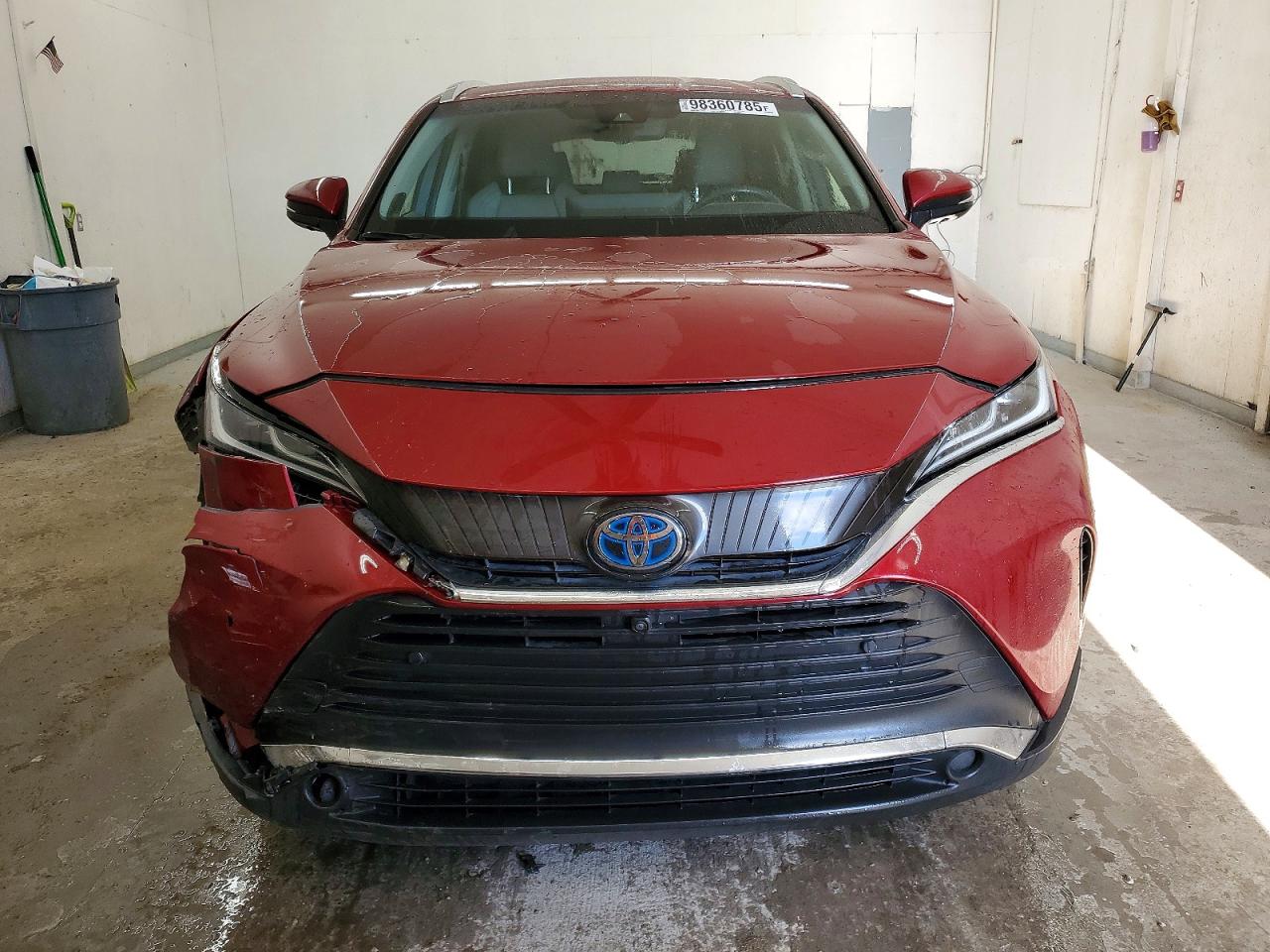 2021 TOYOTA VENZA LE photo 5
