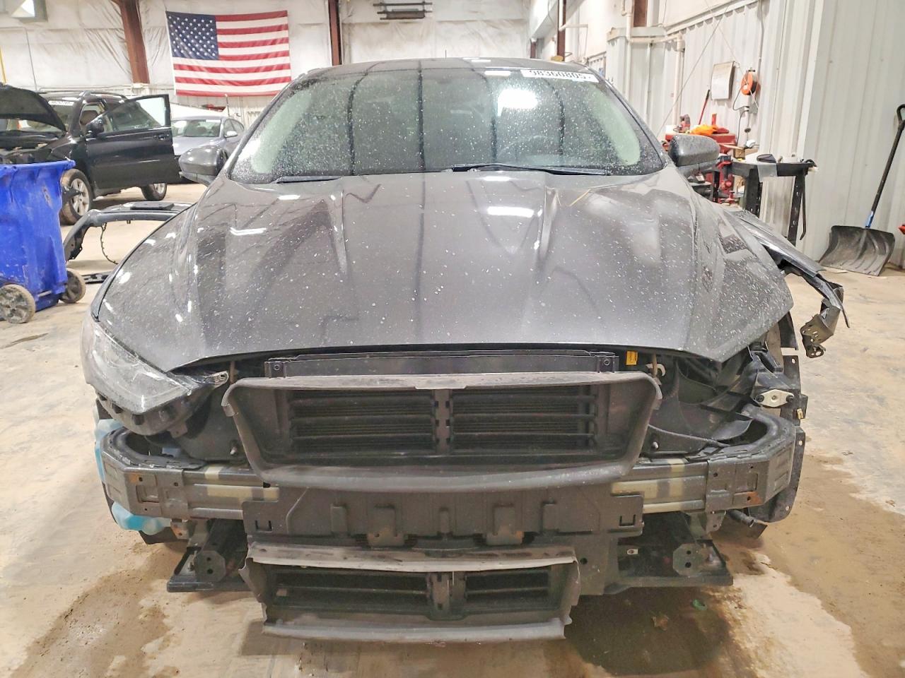 2017 FORD FUSION SE photo 5