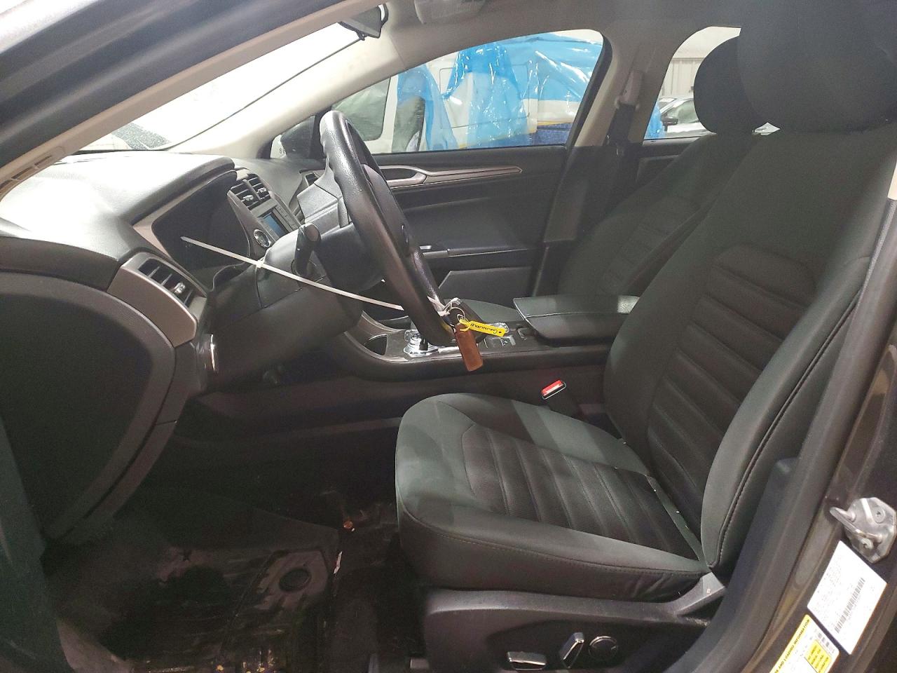2017 FORD FUSION SE photo 7