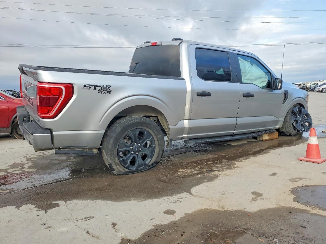 2023 FORD F150 SUPERCREW photo 3