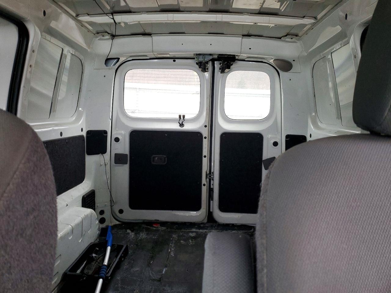 2015 CHEVROLET CITY EXPRESS LS photo 10