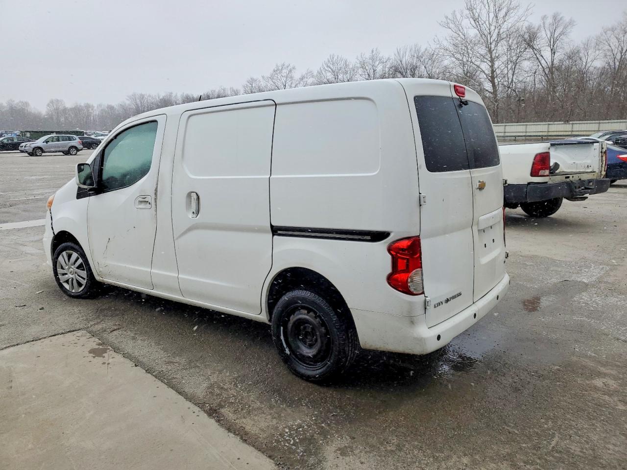2015 CHEVROLET CITY EXPRESS LS photo 2
