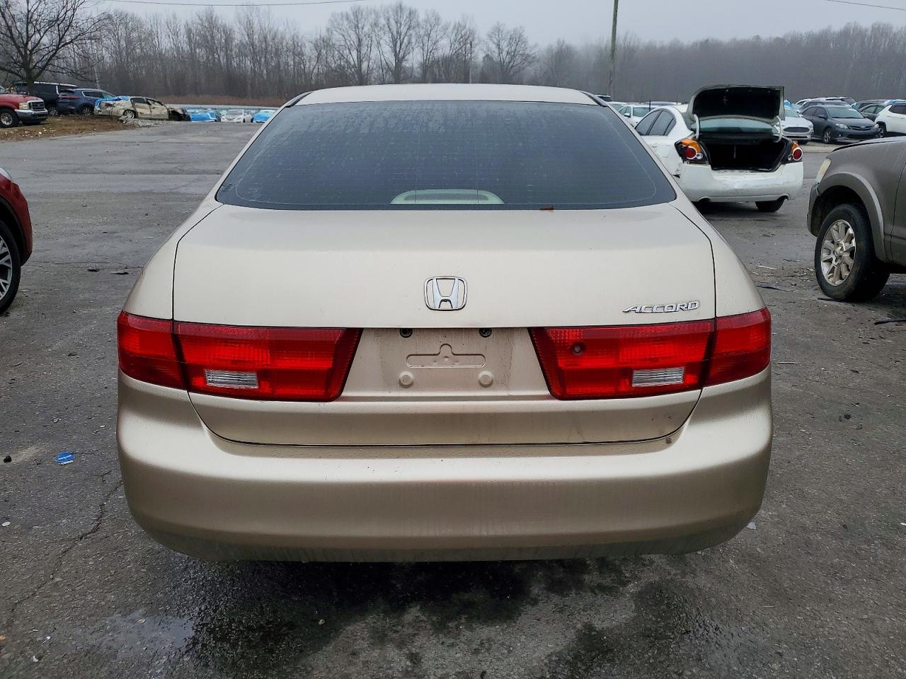 2005 HONDA ACCORD LX photo 16