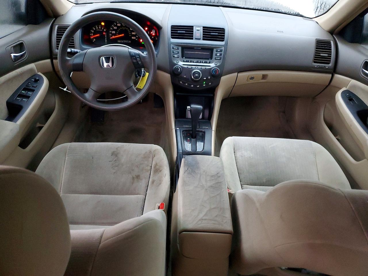2005 HONDA ACCORD LX photo 22