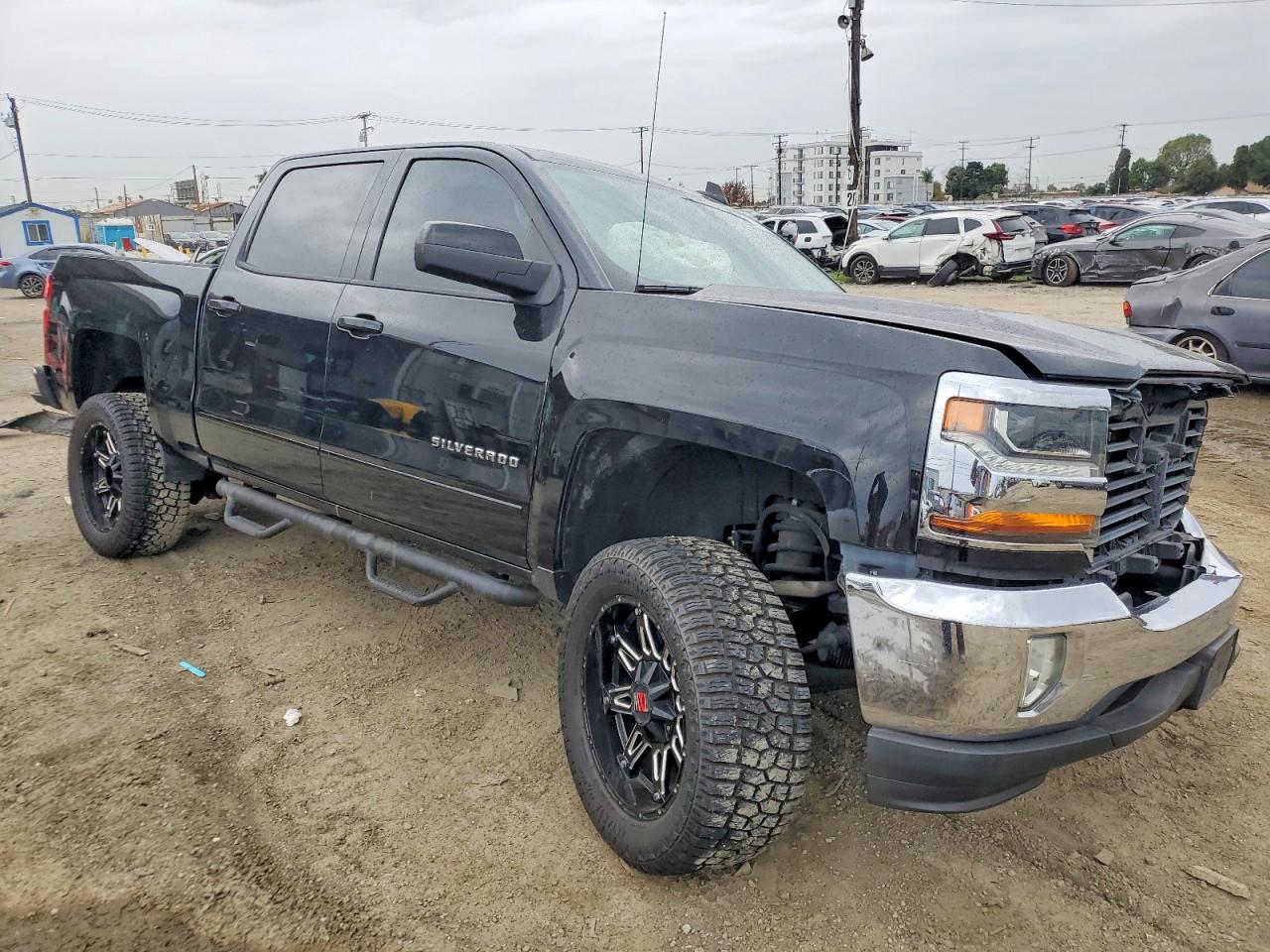 2017 CHEVROLET SILVERADO C1500 LT photo 4