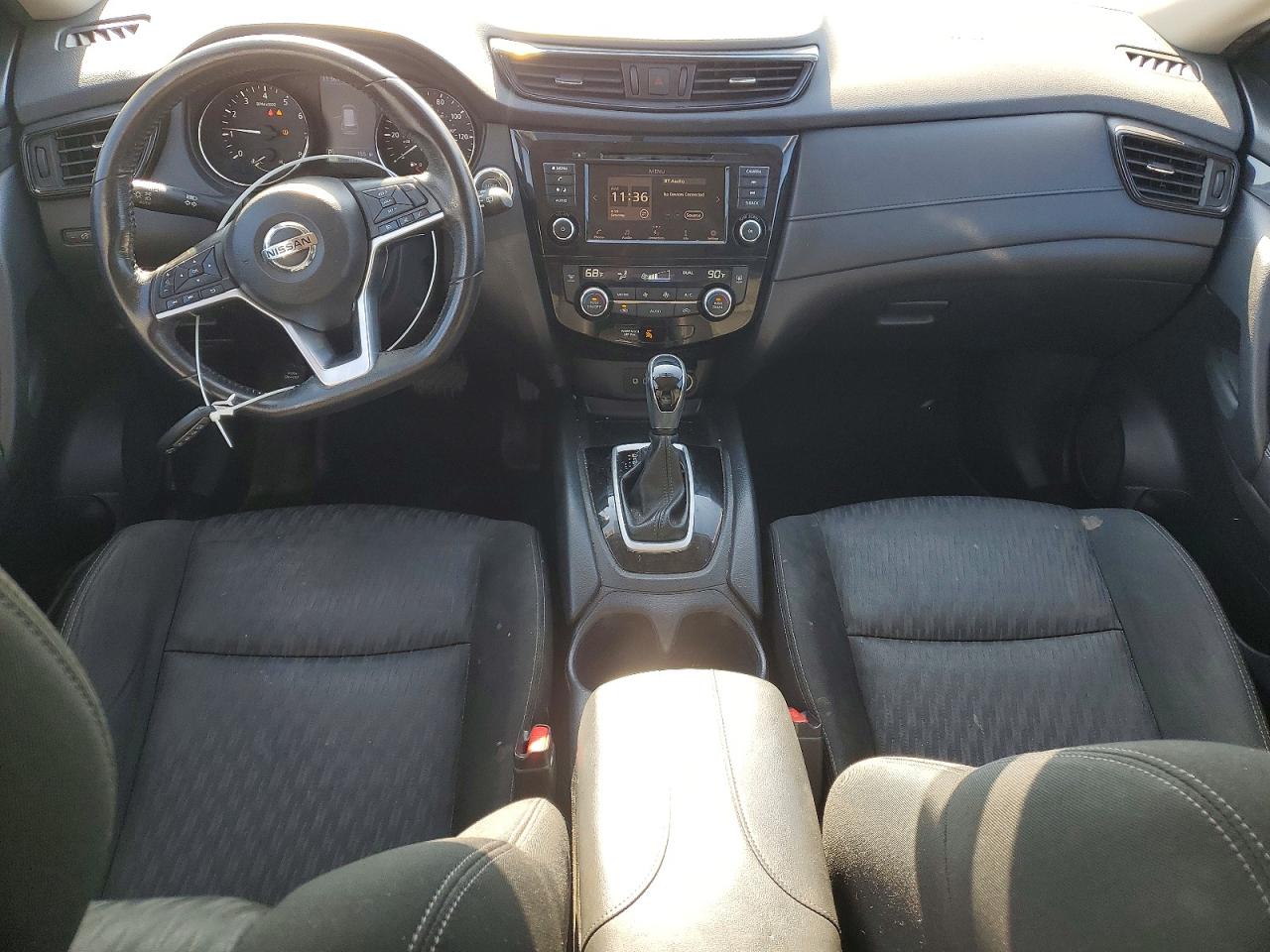 2018 NISSAN ROGUE S photo 8
