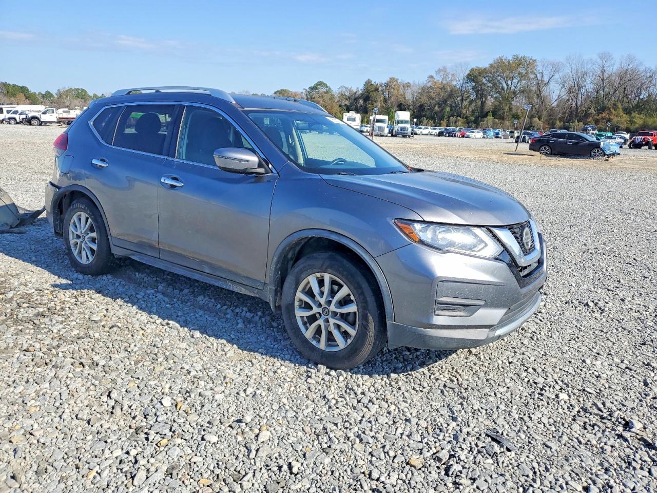 2018 NISSAN ROGUE S photo 4