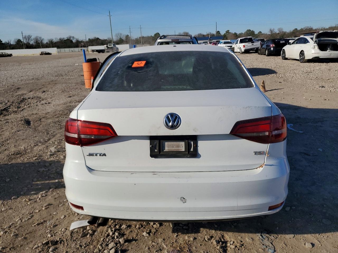 2016 VOLKSWAGEN JETTA S photo 6