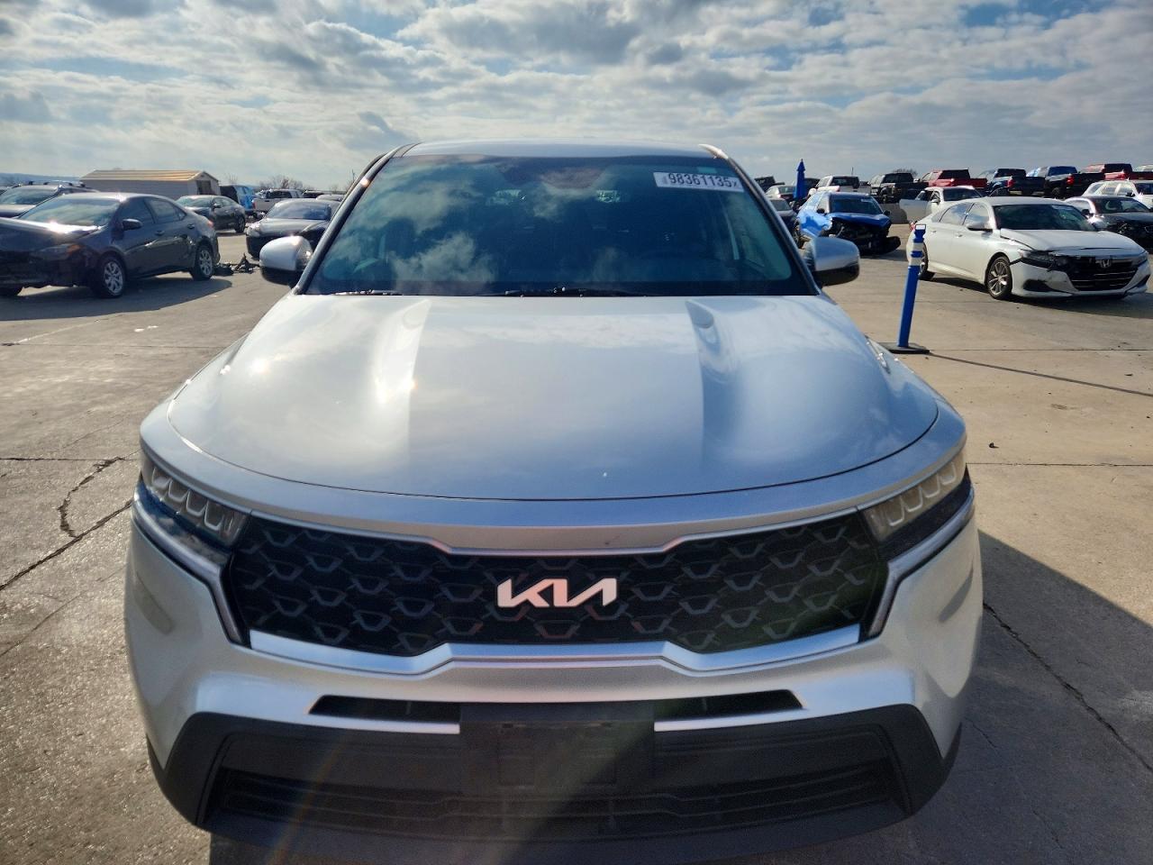 2022 KIA SORENTO LX photo 5