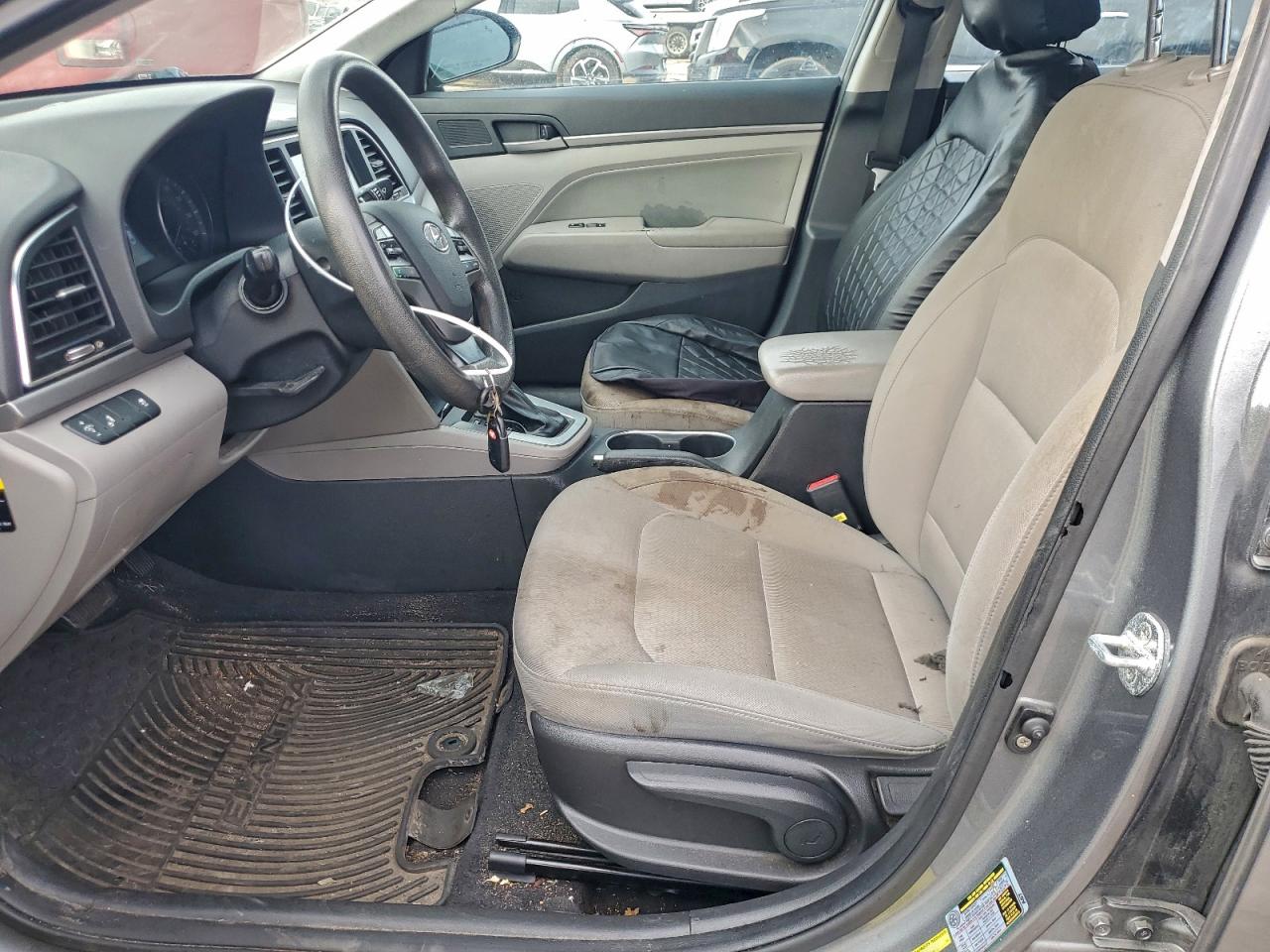 2018 HYUNDAI ELANTRA SEL photo 7