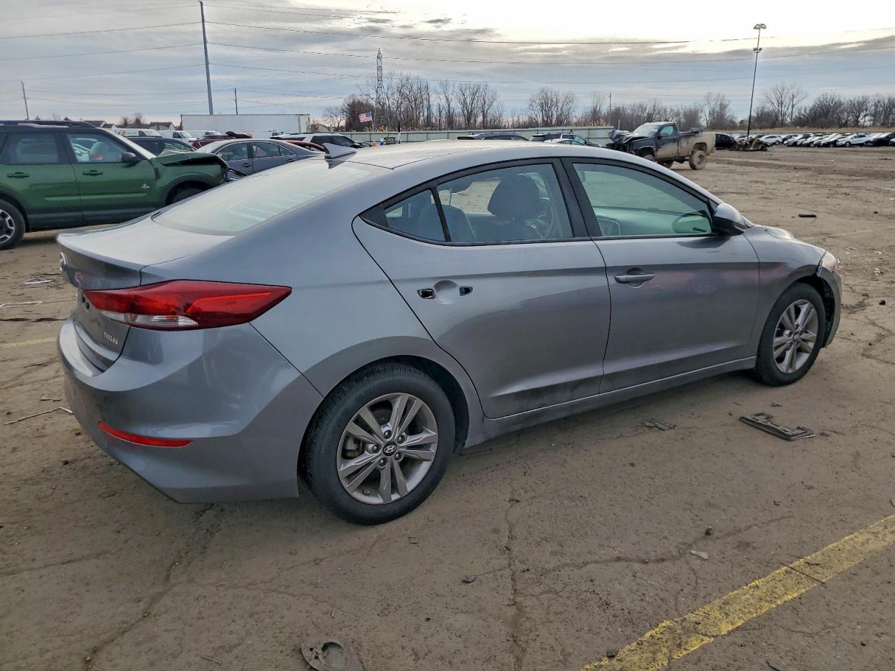2018 HYUNDAI ELANTRA SEL photo 3