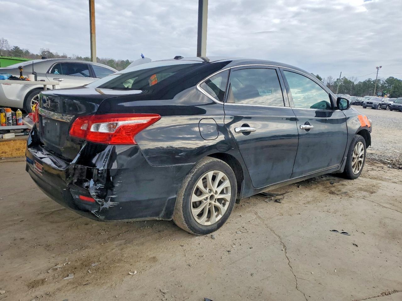 2017 NISSAN SENTRA S photo 3