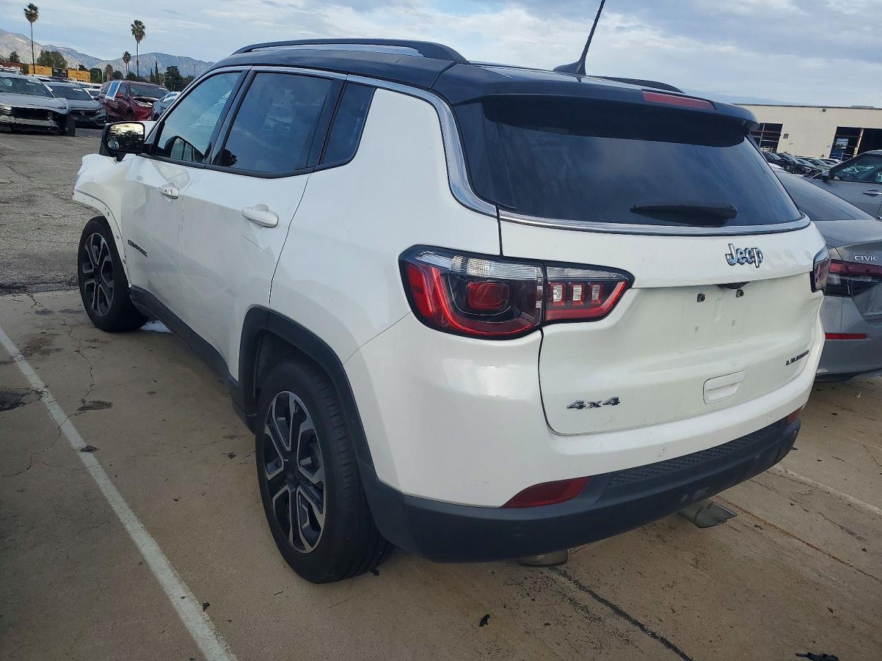 2022 JEEP COMPASS LIMITED photo 2