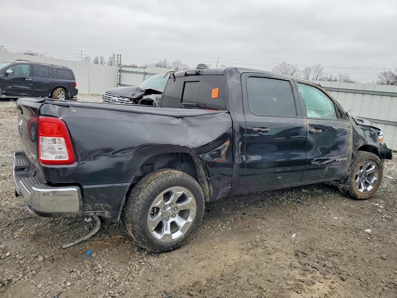 2021 RAM 1500 BIG HORN/LONE STAR photo 3