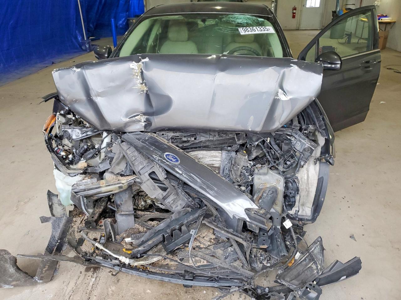 2015 FORD FUSION SE photo 11