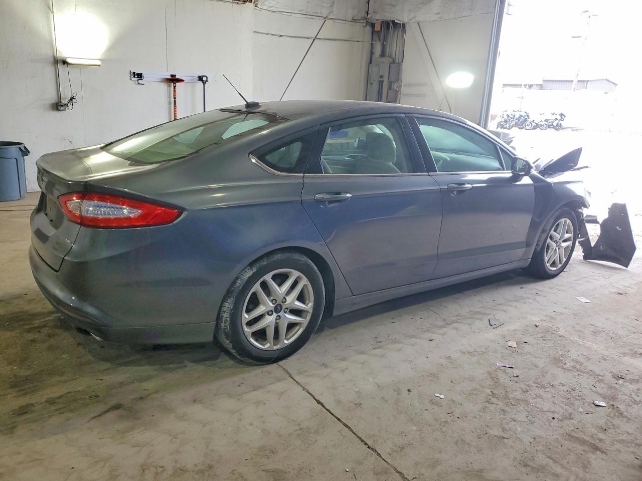 2015 FORD FUSION SE photo 3