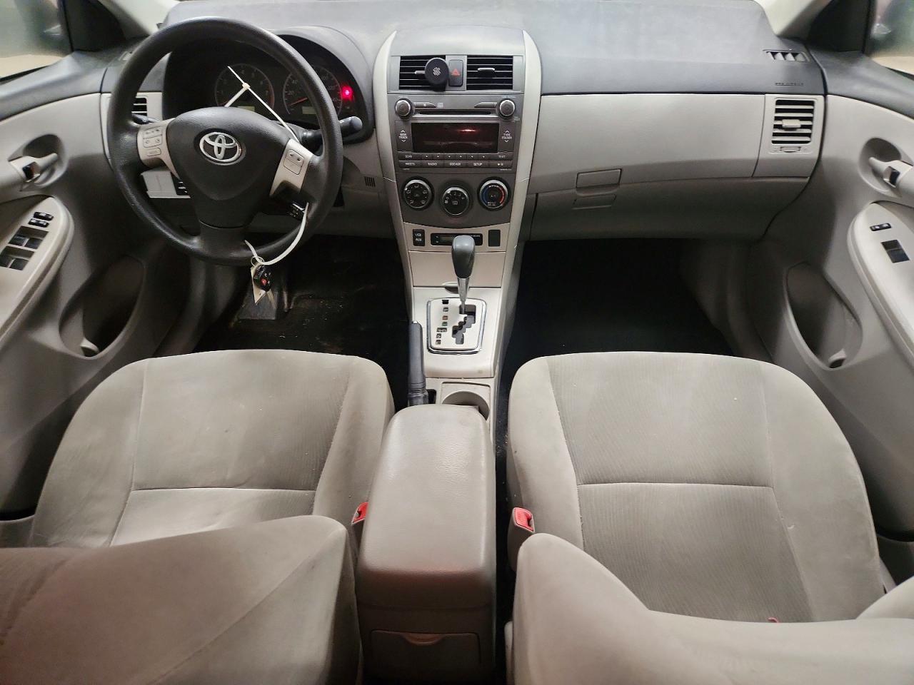 2011 TOYOTA COROLLA BASE photo 8
