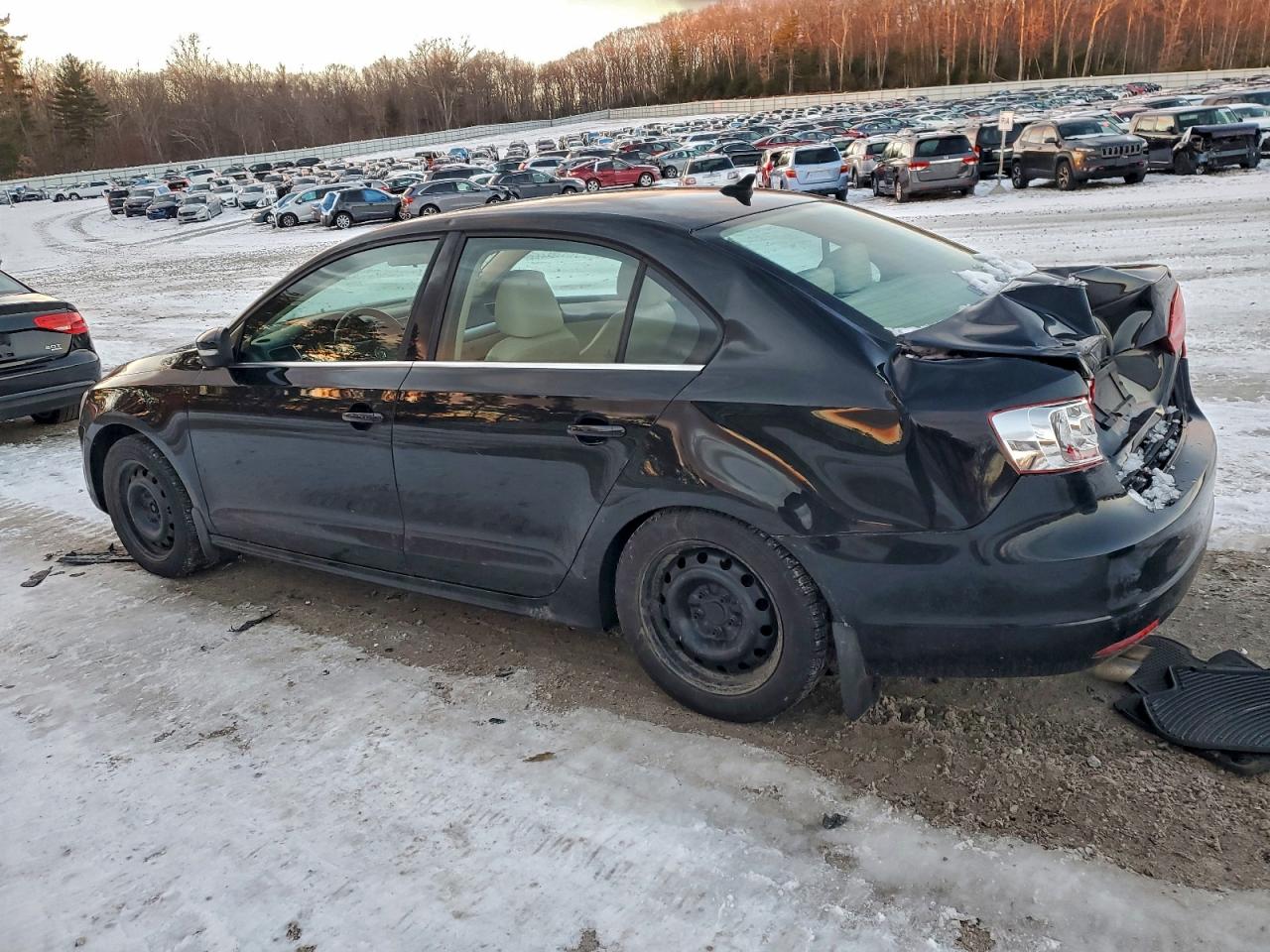 2014 VOLKSWAGEN JETTA SE photo 2