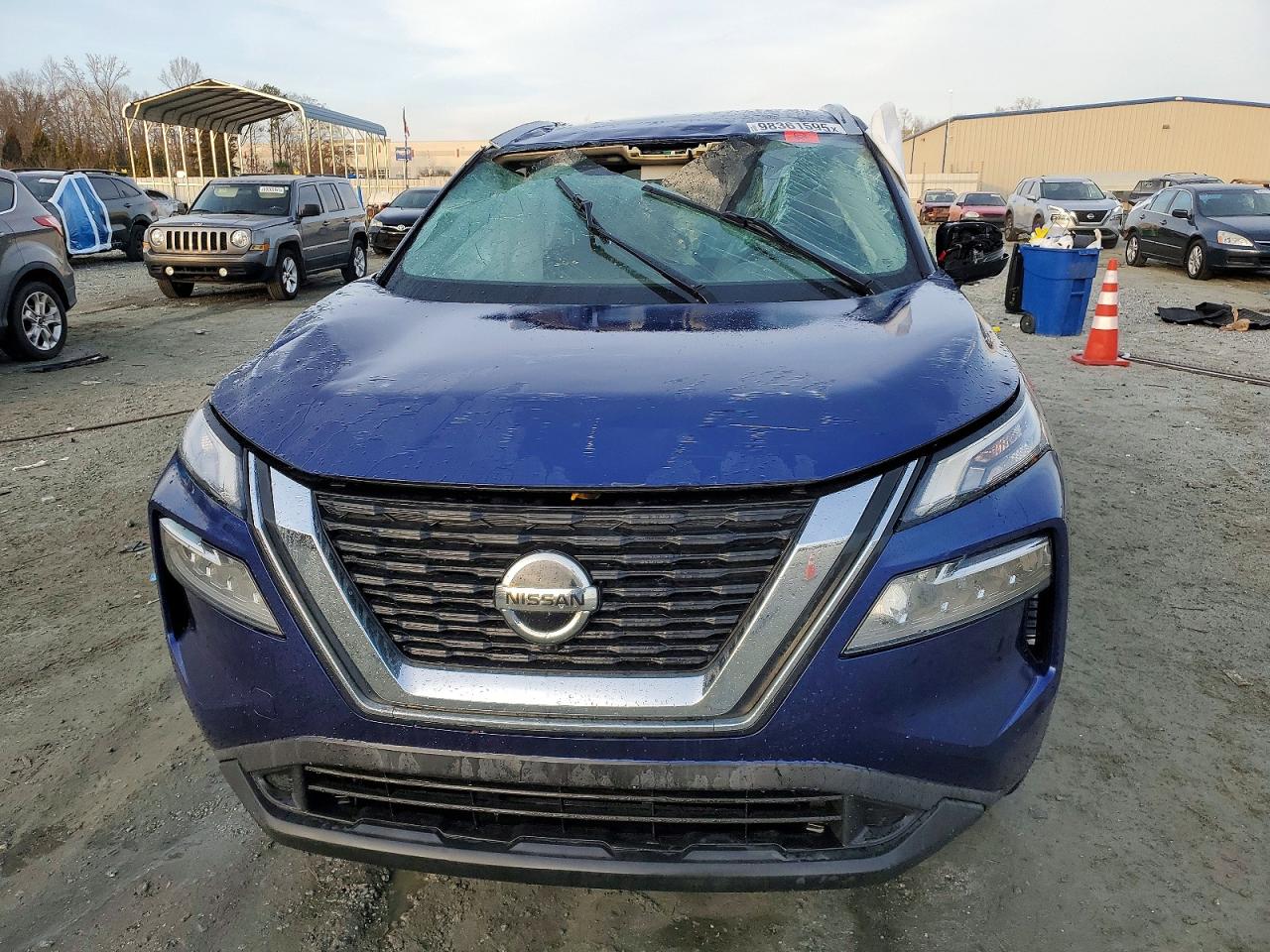 2021 NISSAN ROGUE SV photo 5