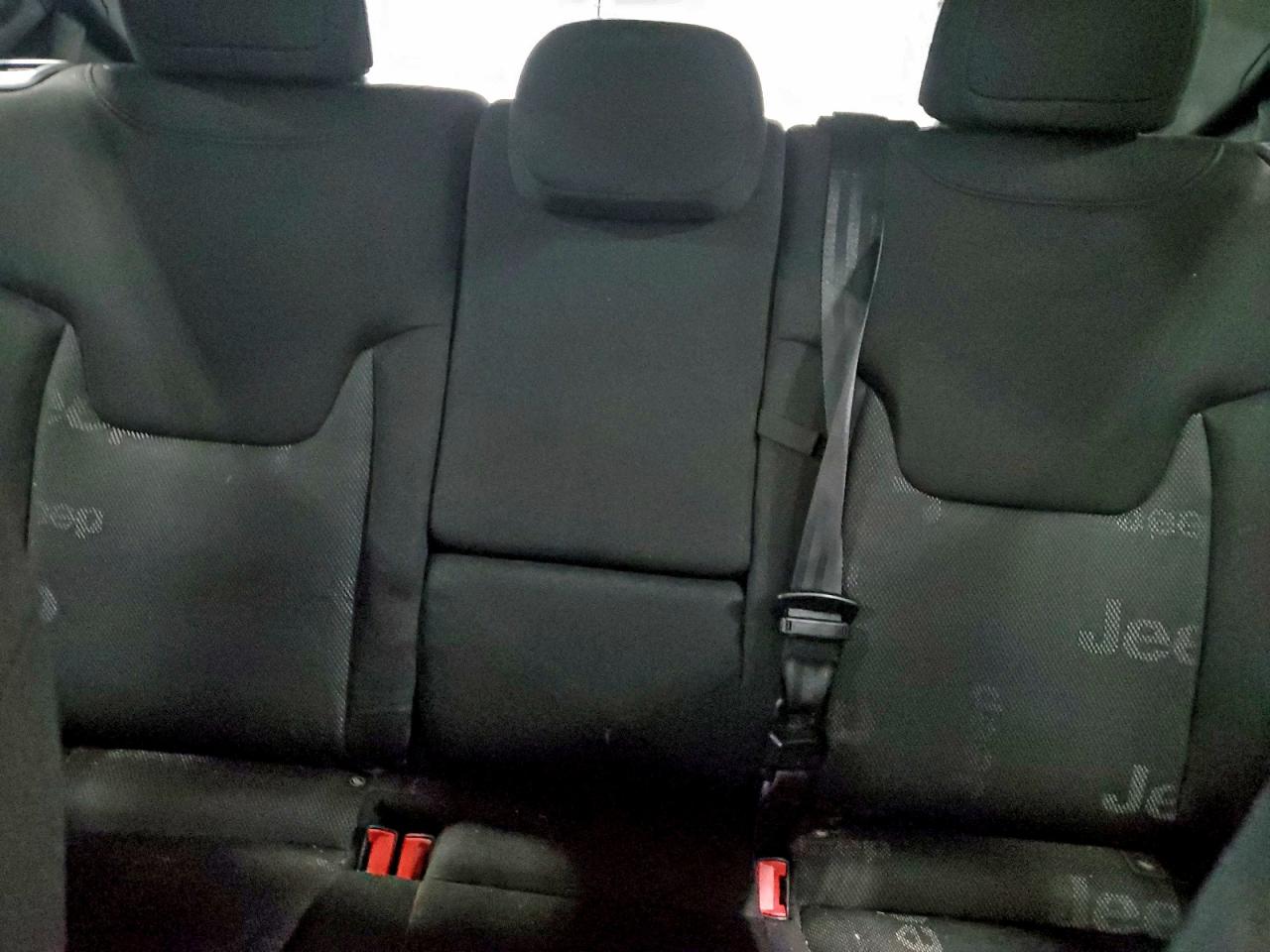 2015 JEEP RENEGADE LATITUDE photo 10