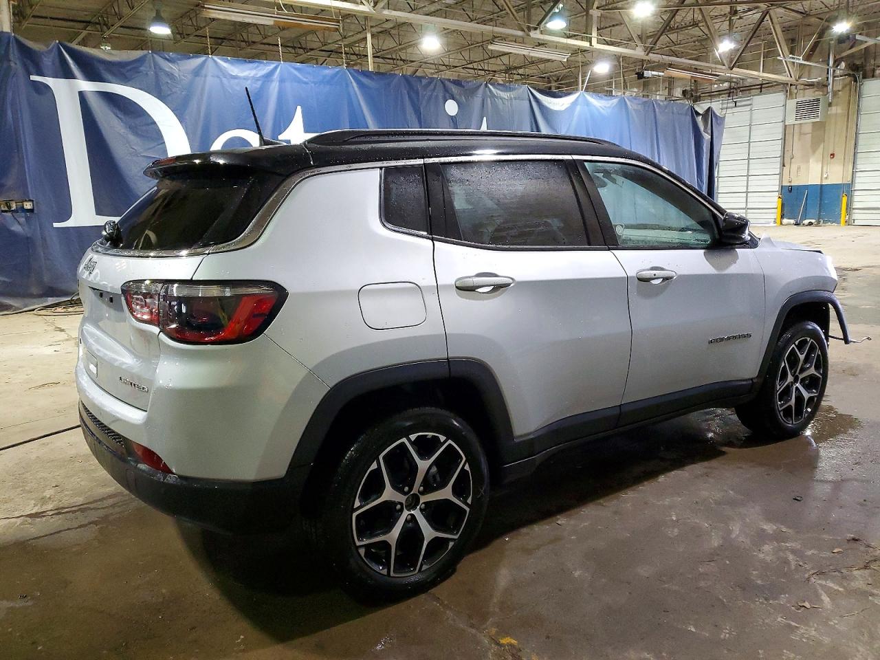 2025 JEEP COMPASS LIMITED photo 3