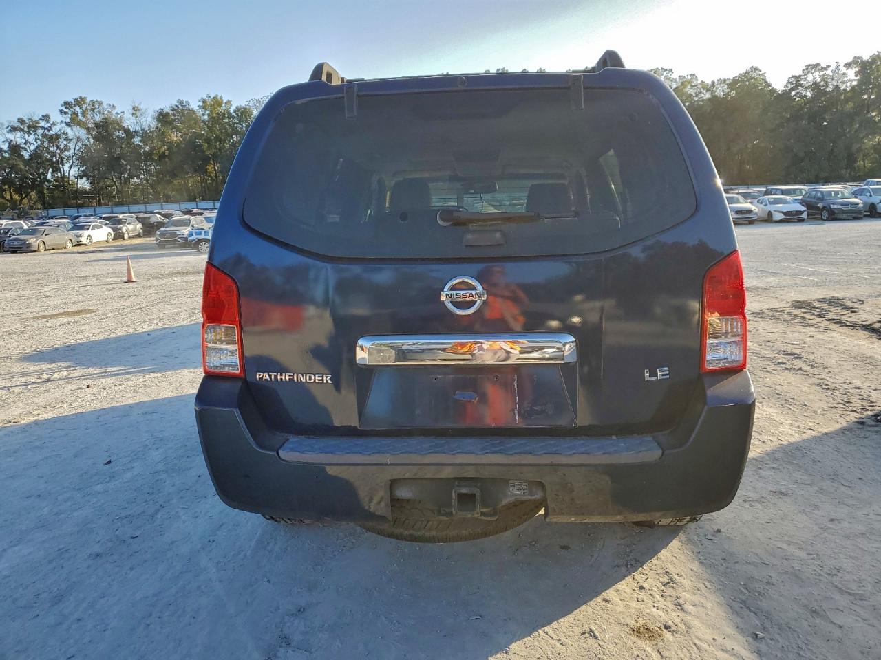 2006 NISSAN PATHFINDER LE photo 6