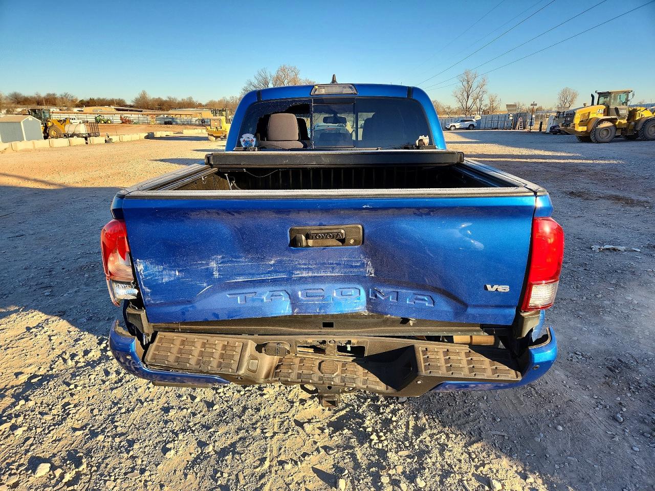 2017 TOYOTA TACOMA DOUBLE CAB photo 6