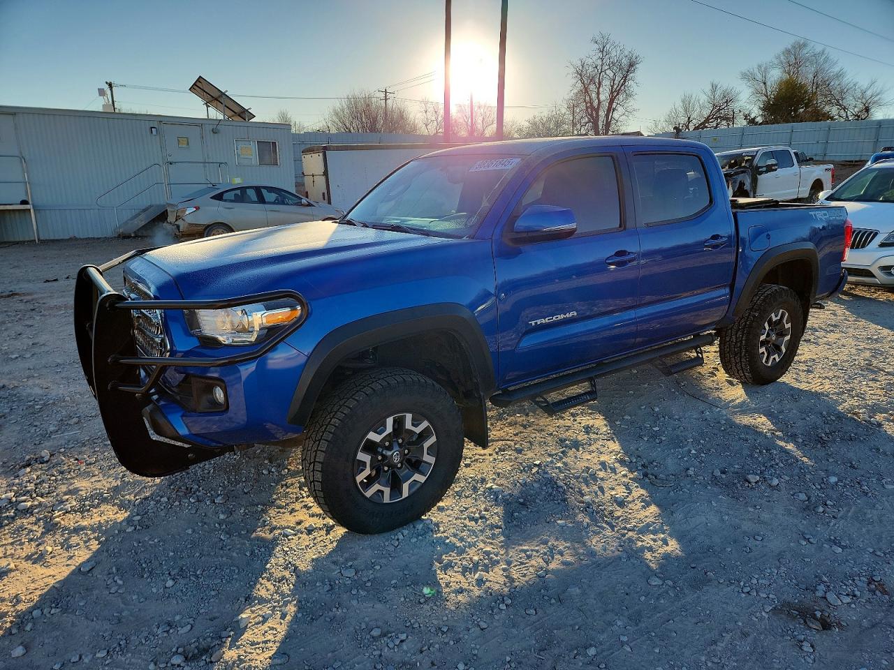 2017 TOYOTA TACOMA