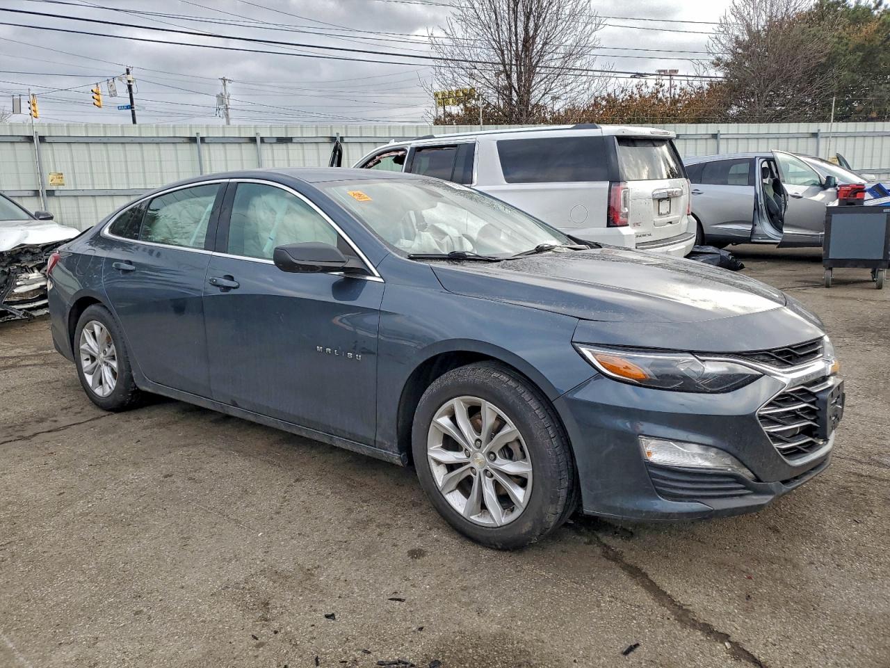 2020 CHEVROLET MALIBU LT photo 4