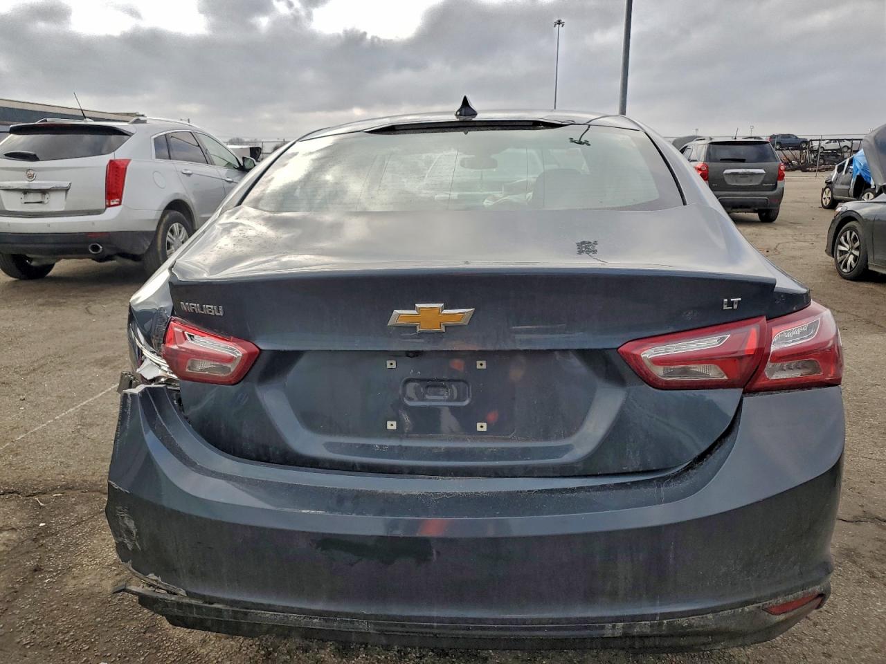 2020 CHEVROLET MALIBU LT photo 6