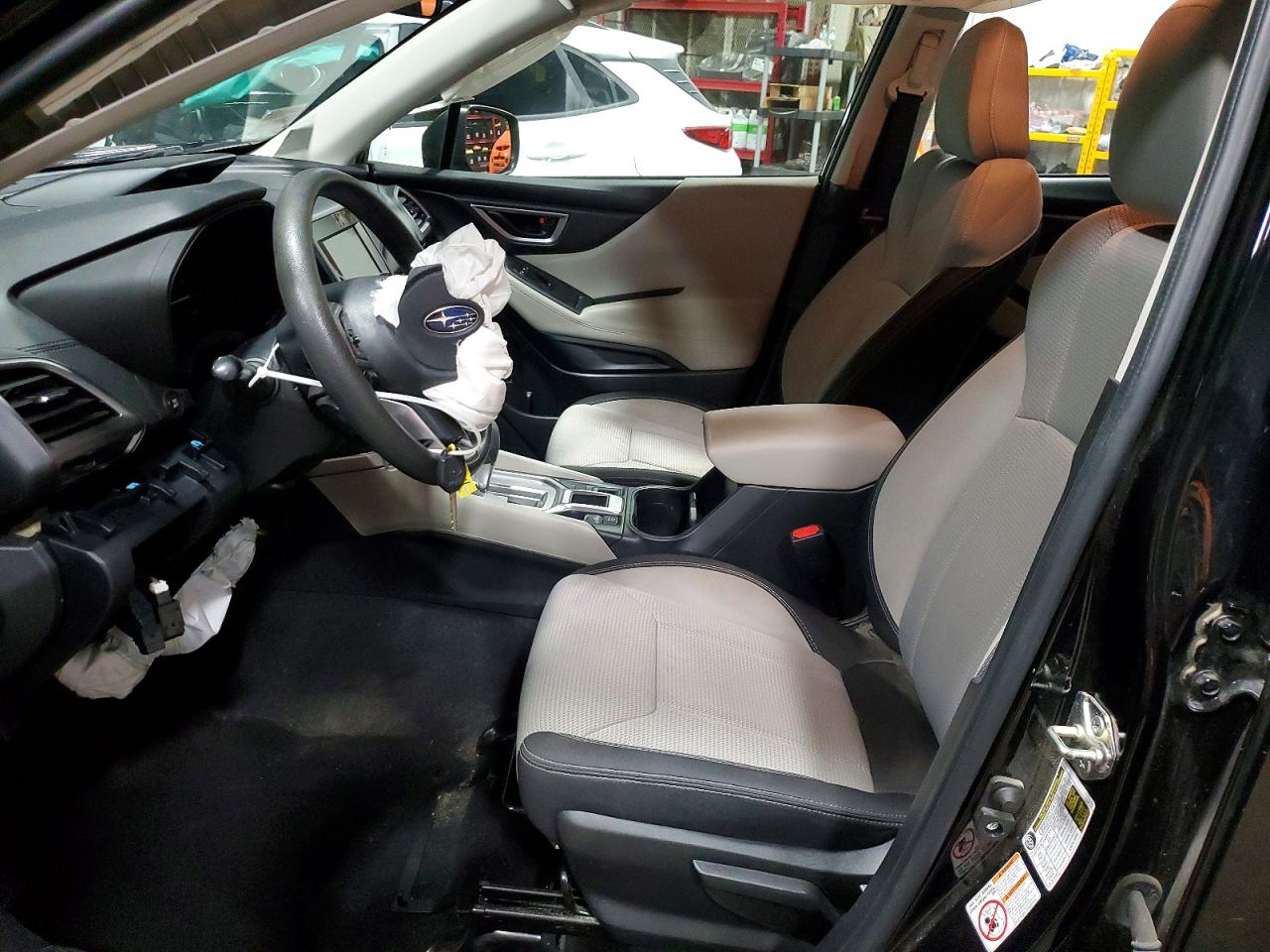 2019 SUBARU FORESTER photo 7