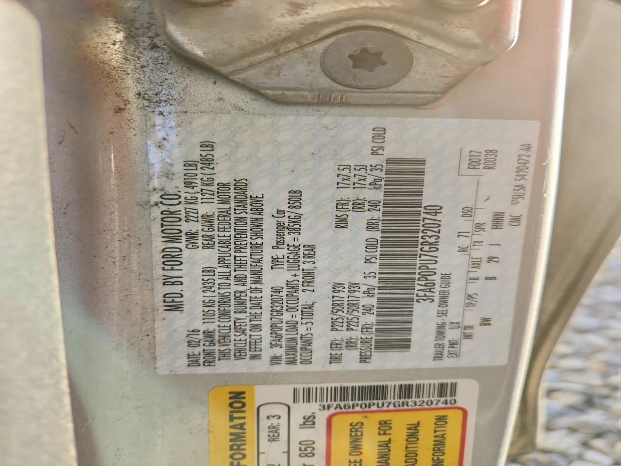 2016 FORD FUSION SE PHEV photo 13