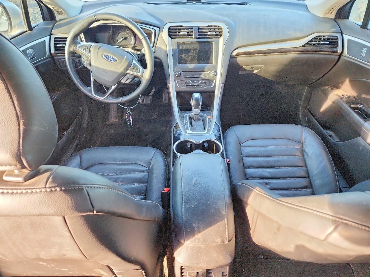 2016 FORD FUSION SE PHEV photo 8