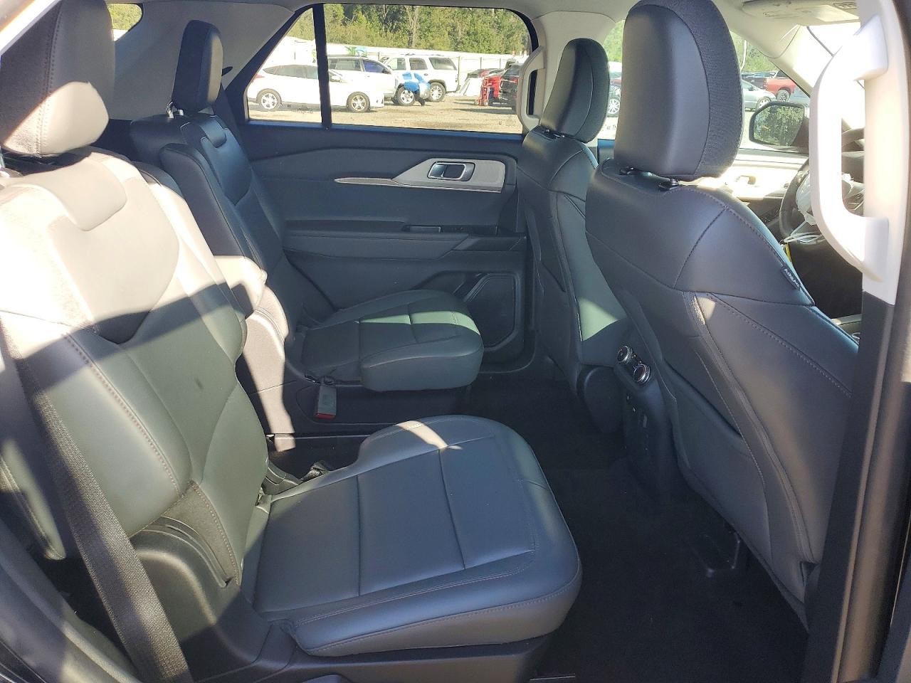 2025 FORD EXPLORER ACTIVE photo 11