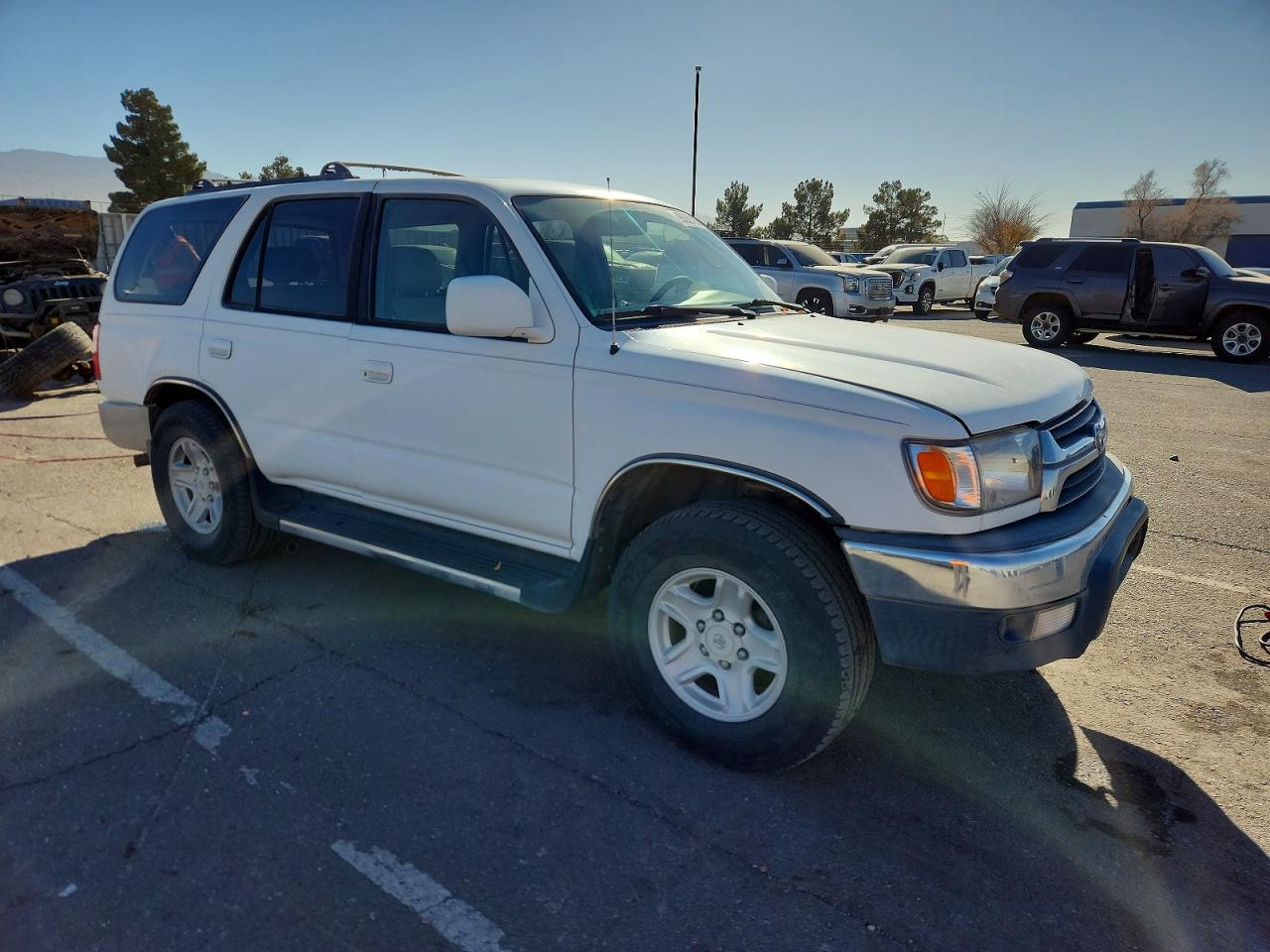 2001 TOYOTA 4RUNNER SR5 photo 4