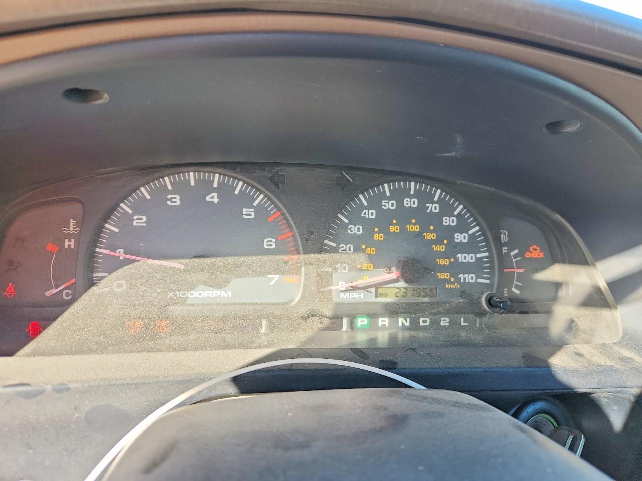 2001 TOYOTA 4RUNNER SR5 photo 9