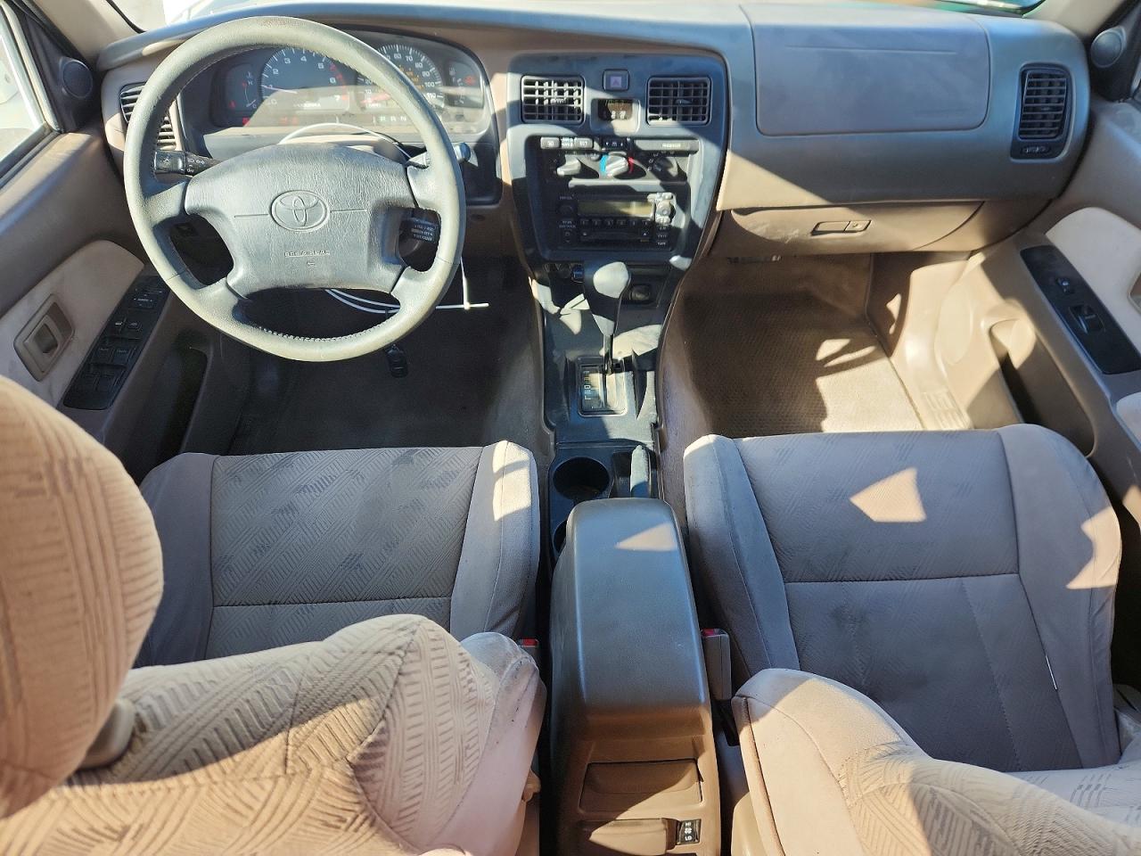 2001 TOYOTA 4RUNNER SR5 photo 8