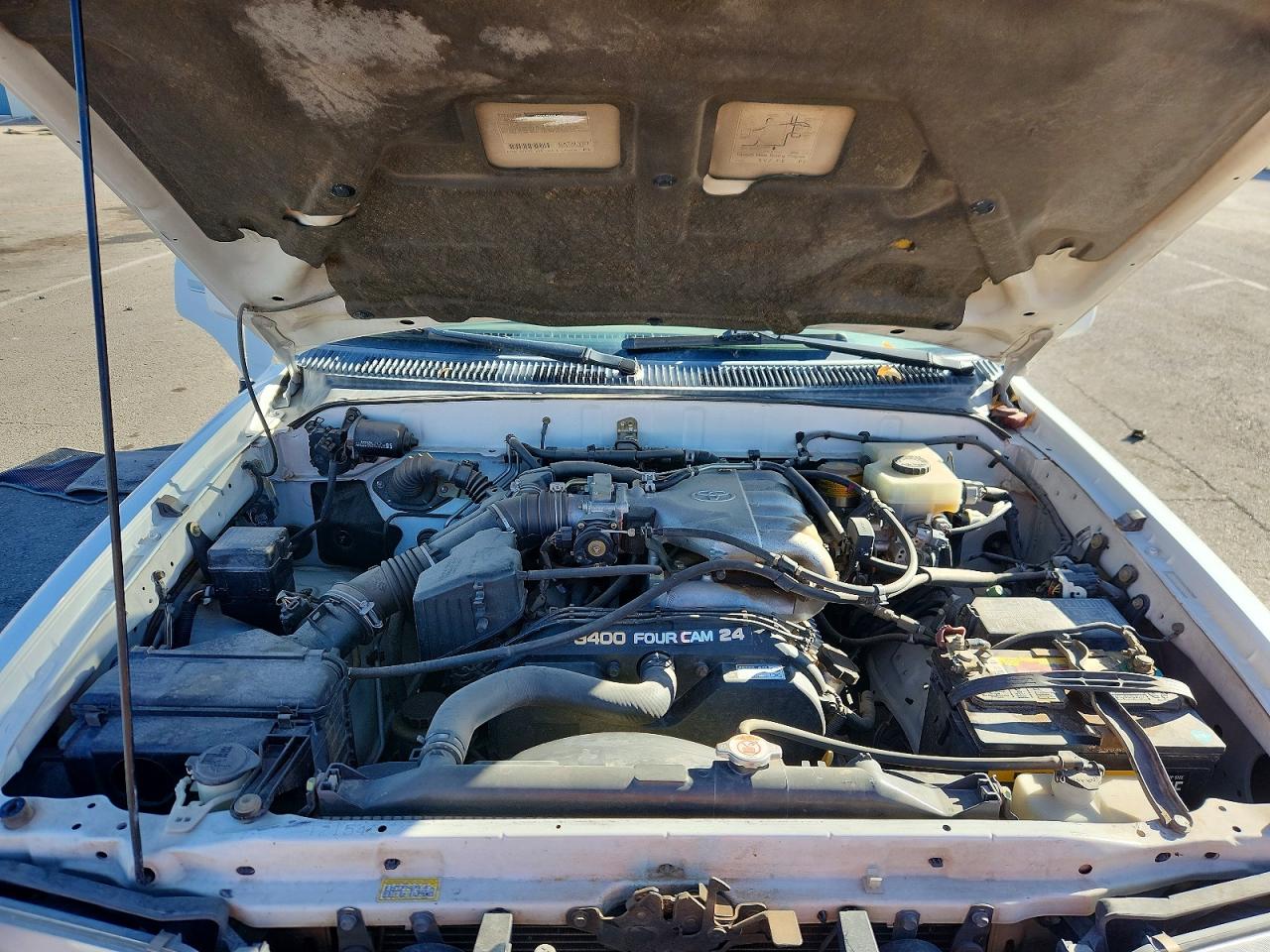 2001 TOYOTA 4RUNNER SR5 photo 11