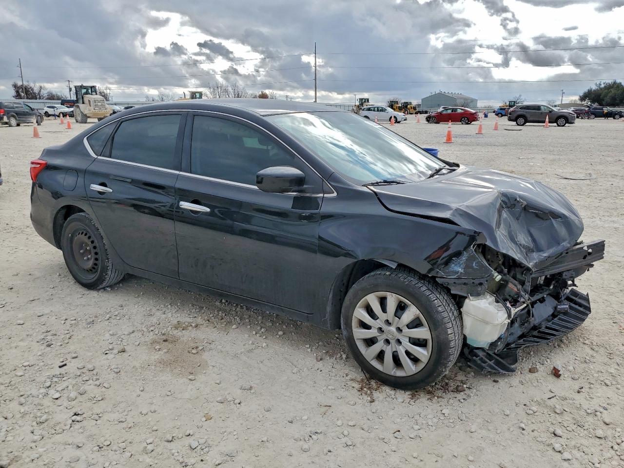 2018 NISSAN SENTRA S photo 4