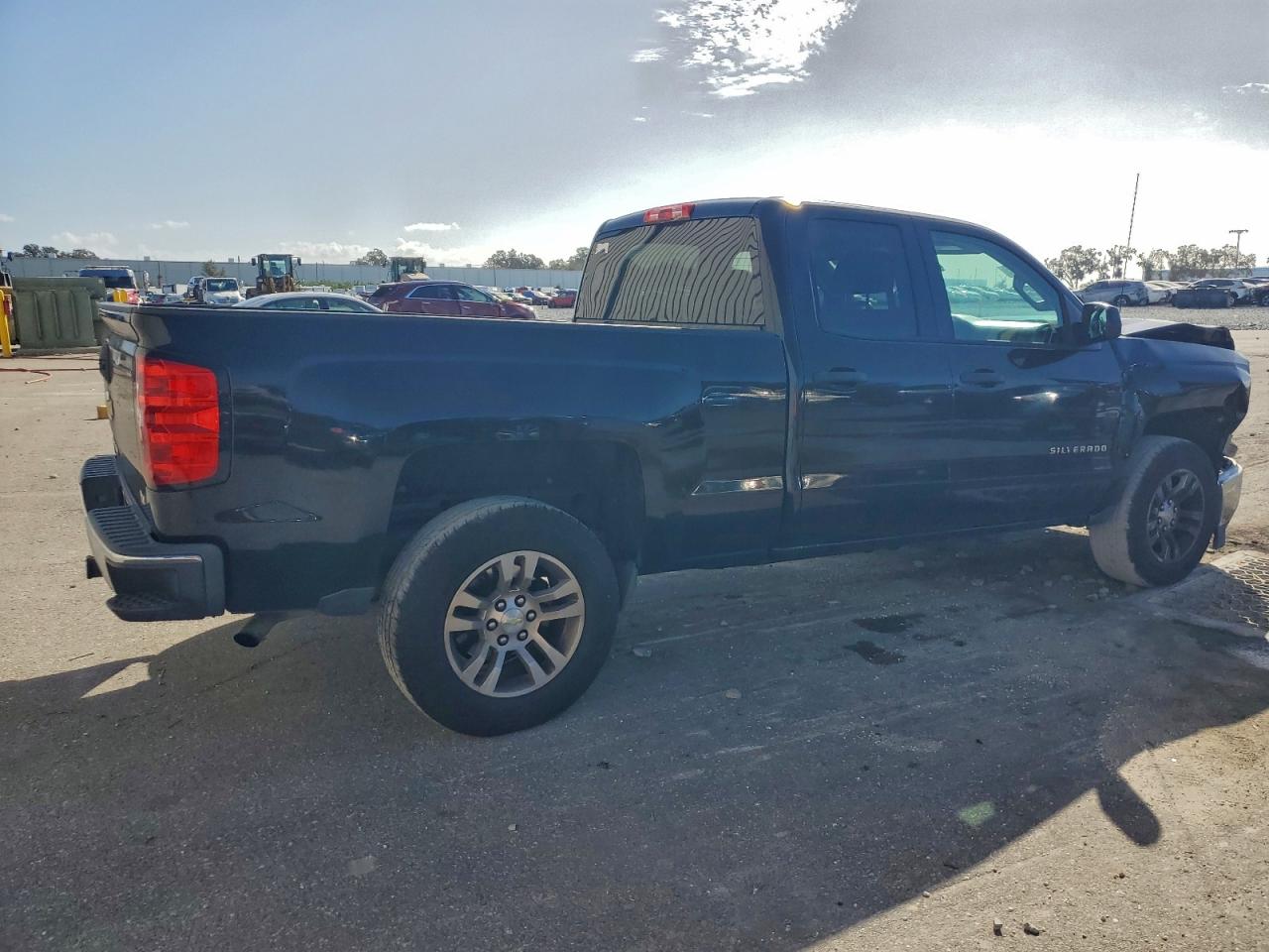 2014 CHEVROLET SILVERADO C1500 LT photo 3