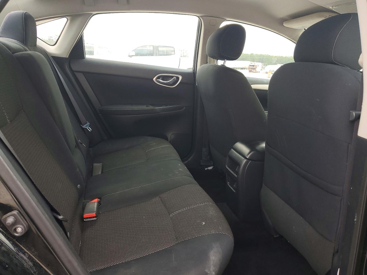 2015 NISSAN SENTRA S photo 10